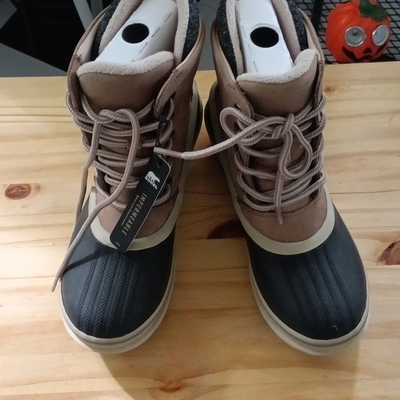 1️⃣3️⃣6️⃣🆕 Sorel Duckie Boots 🥾 - Picture 3 of 9